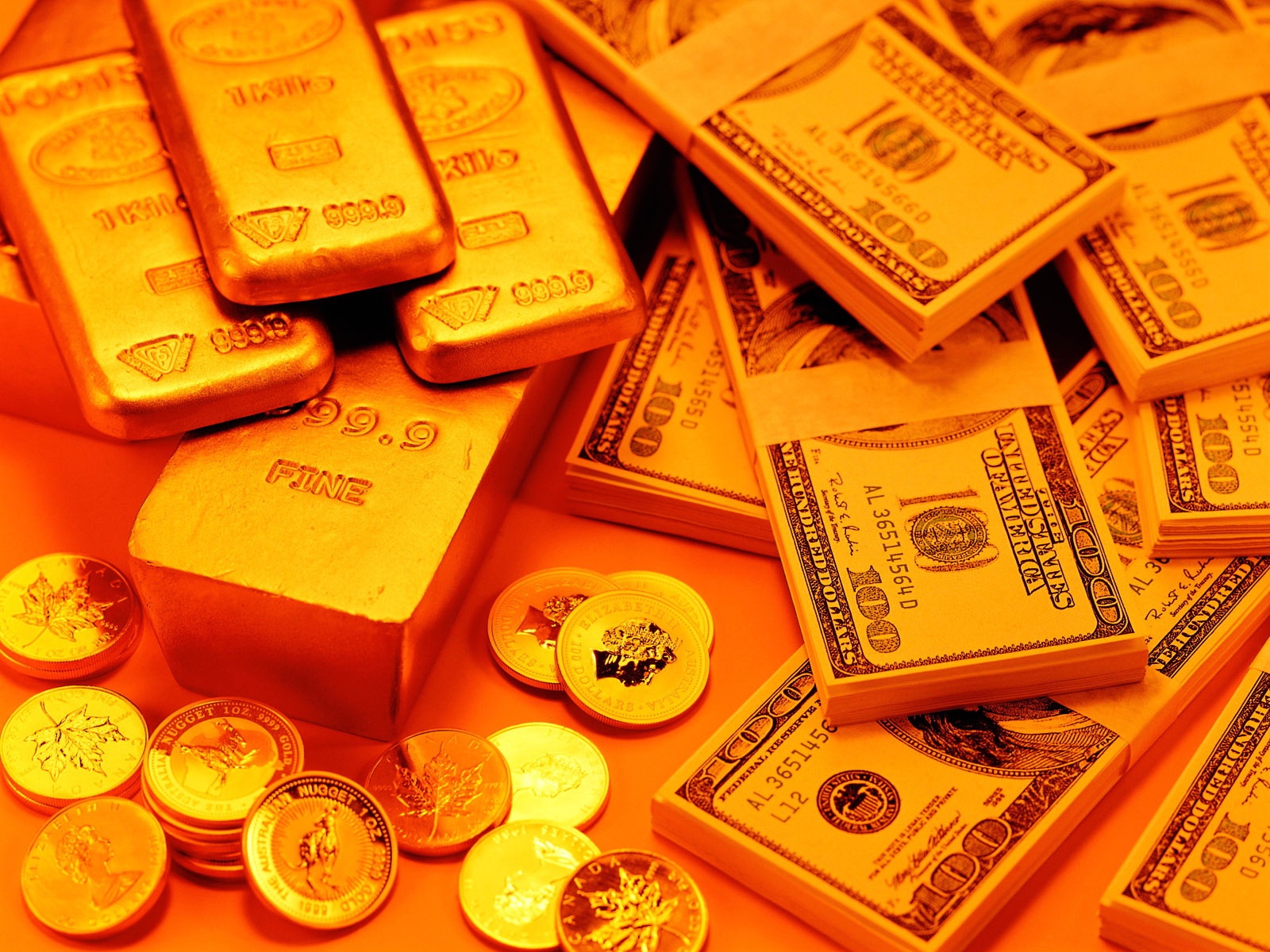 Категории богатства. Деньги золото. Деньги золото богатство. Обои на рабочий стол деньги. Заставка на рабочий стол золото.