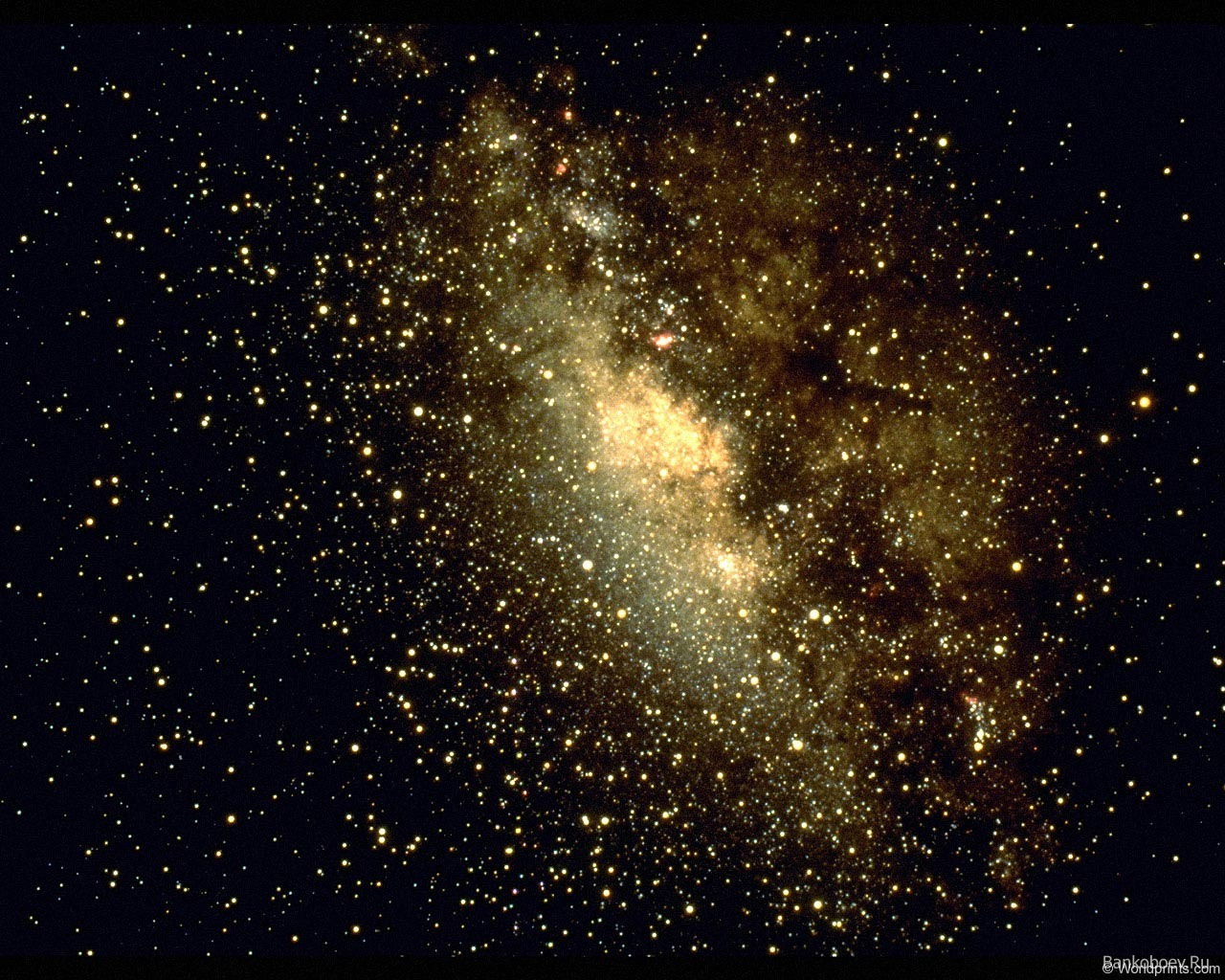 По темному небу золотым узором звезд написано. Космос Галактика Млечный путь. Звездное небо Млечный путь Галактика. Золотой космос. Звездная пыль космос.